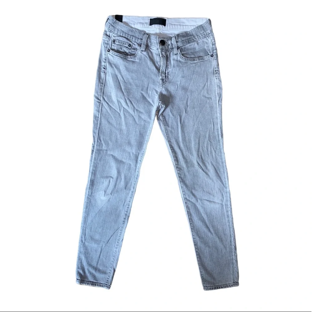 Vince Gray Five Pocket Relaxed Rolled Stone Wash Jeans sz 25